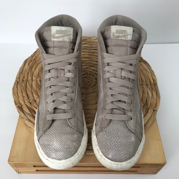 Nike Blazer Mid Leather Premium Snake Silver 7.5 - Picture 3 of 7